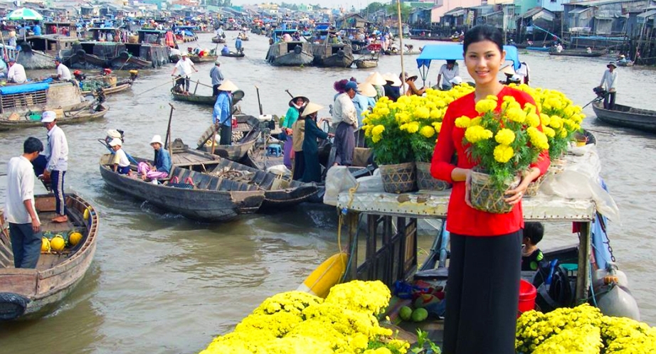 Day 8: Ho Chi Minh City - Ben Tre - Can Tho (180km - 3h30) (Breakfast, Lunch)